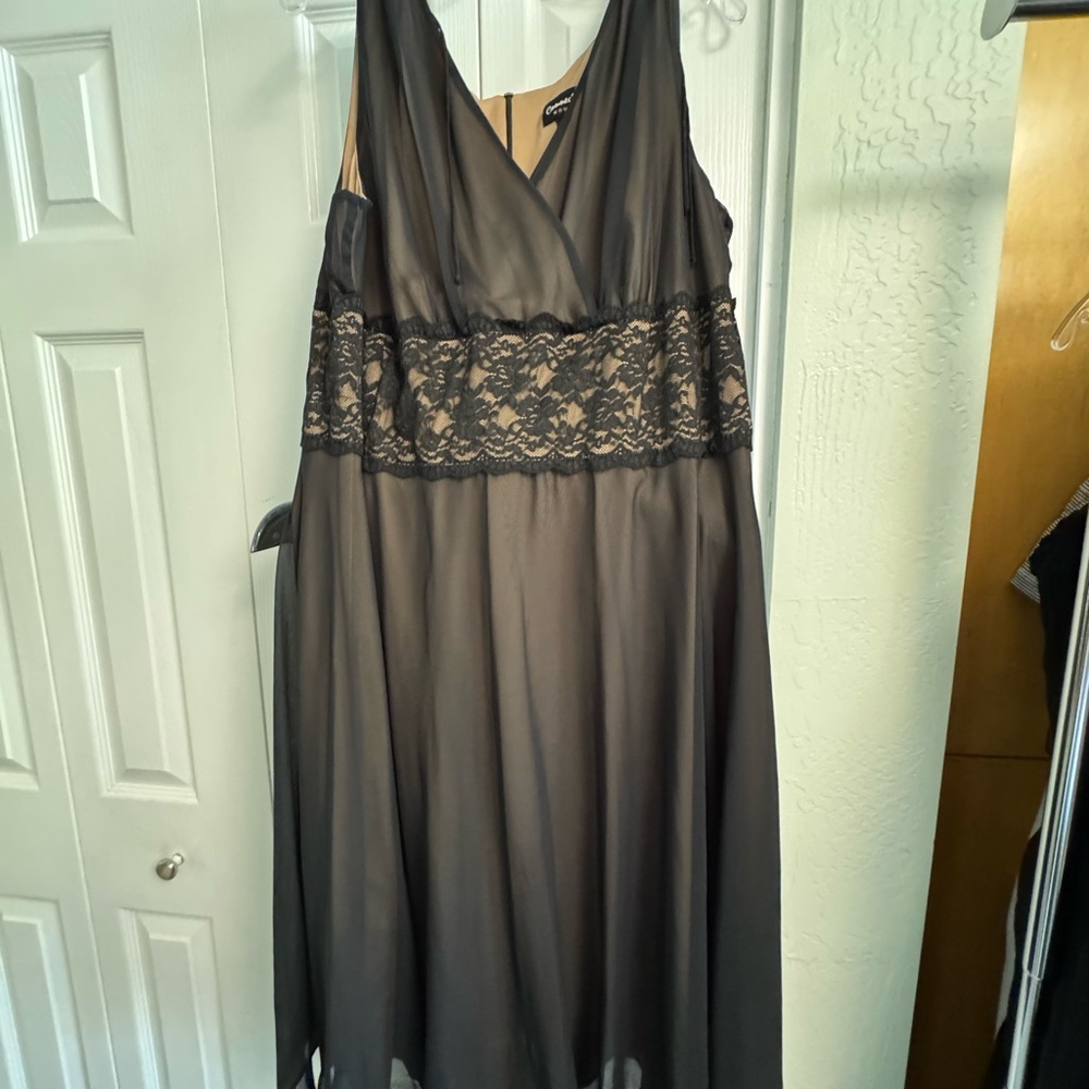 Connected Apparel Black Sleeveless V-Neck Babydoll Dress